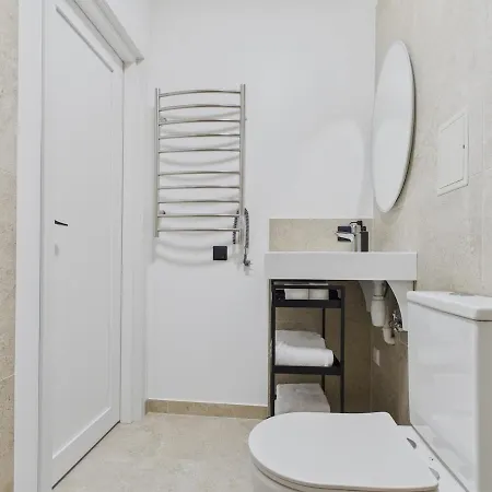 Ground-floor In Old Town Διαμέρισμα