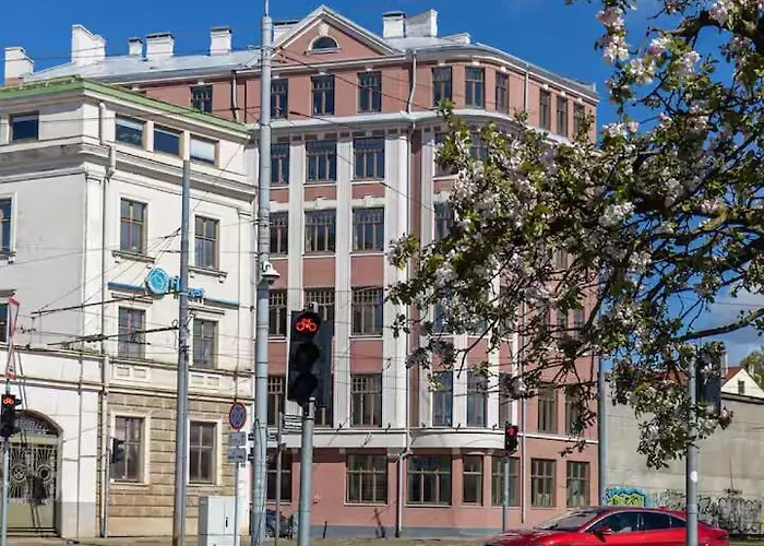 Ground-floor In Old Town *