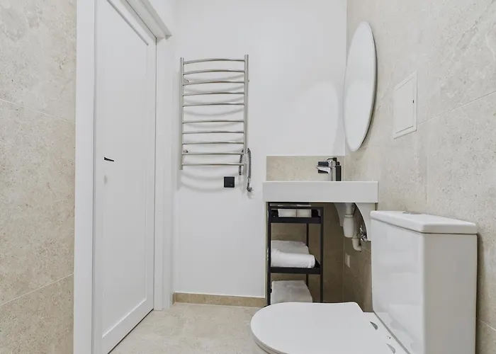 Ground-floor In Old Town Dzīvoklis